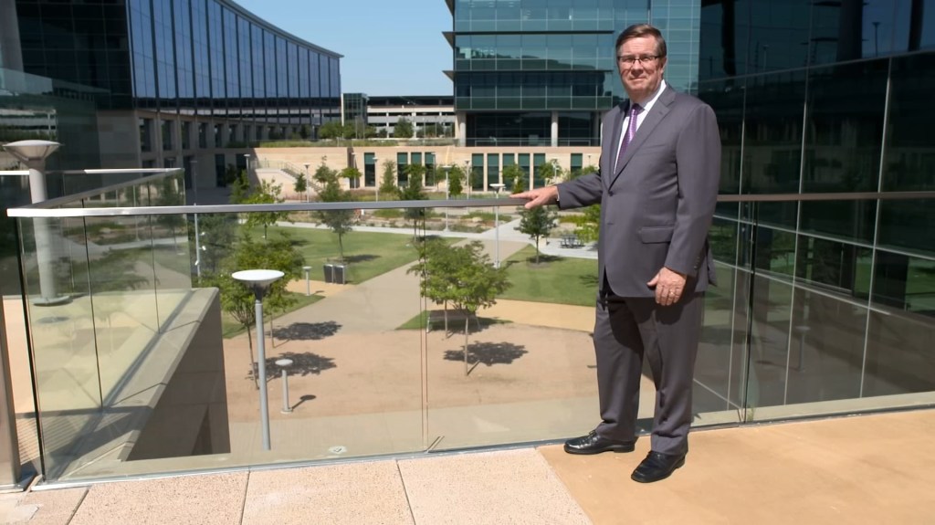 Jim Lentz at Toyota Plano Set to Retire in&nbsp;2020